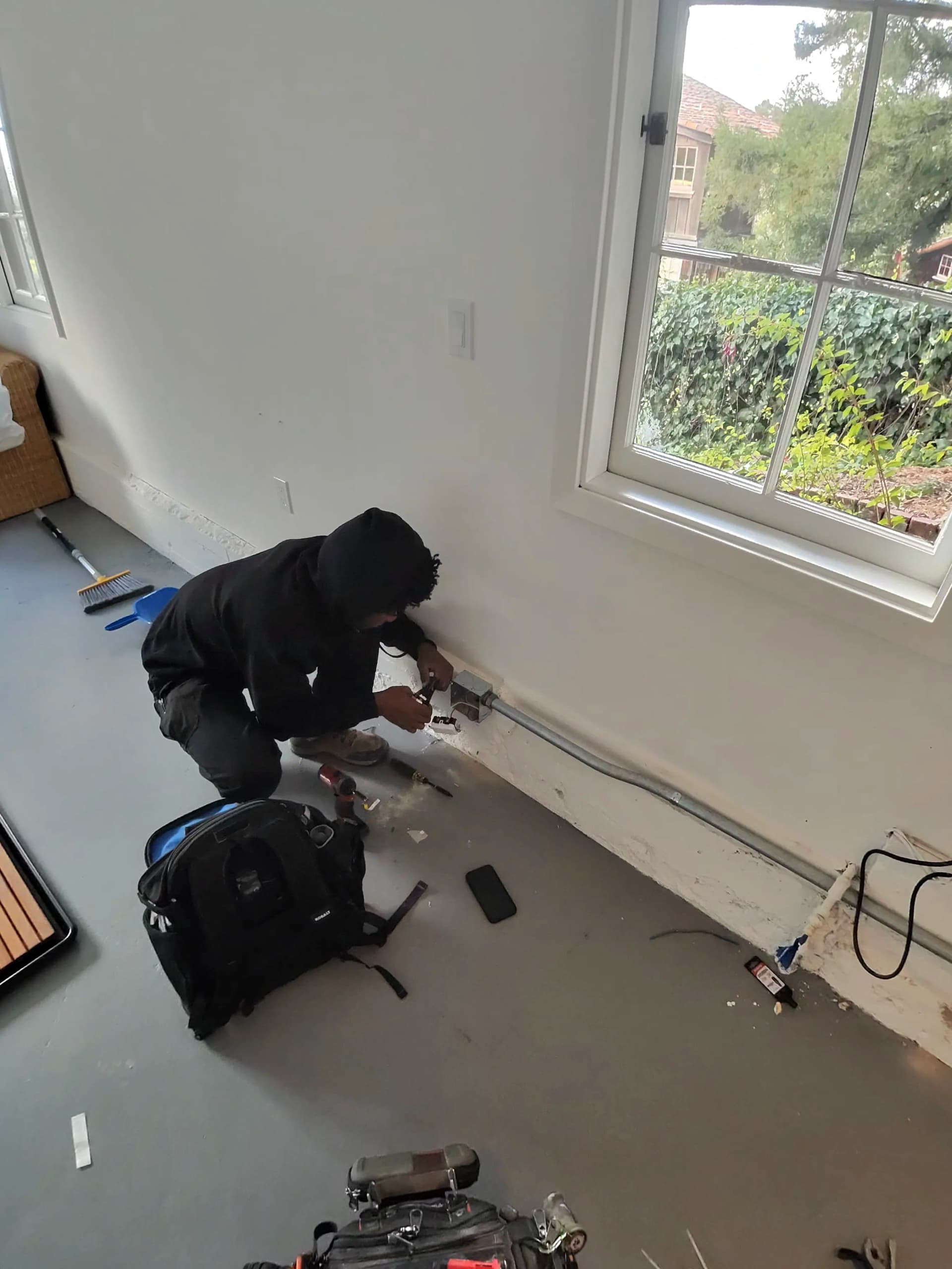 Gallery photos for Dedicated Electrical Setup for a Home Sauna and Cold Plunge: Image #4