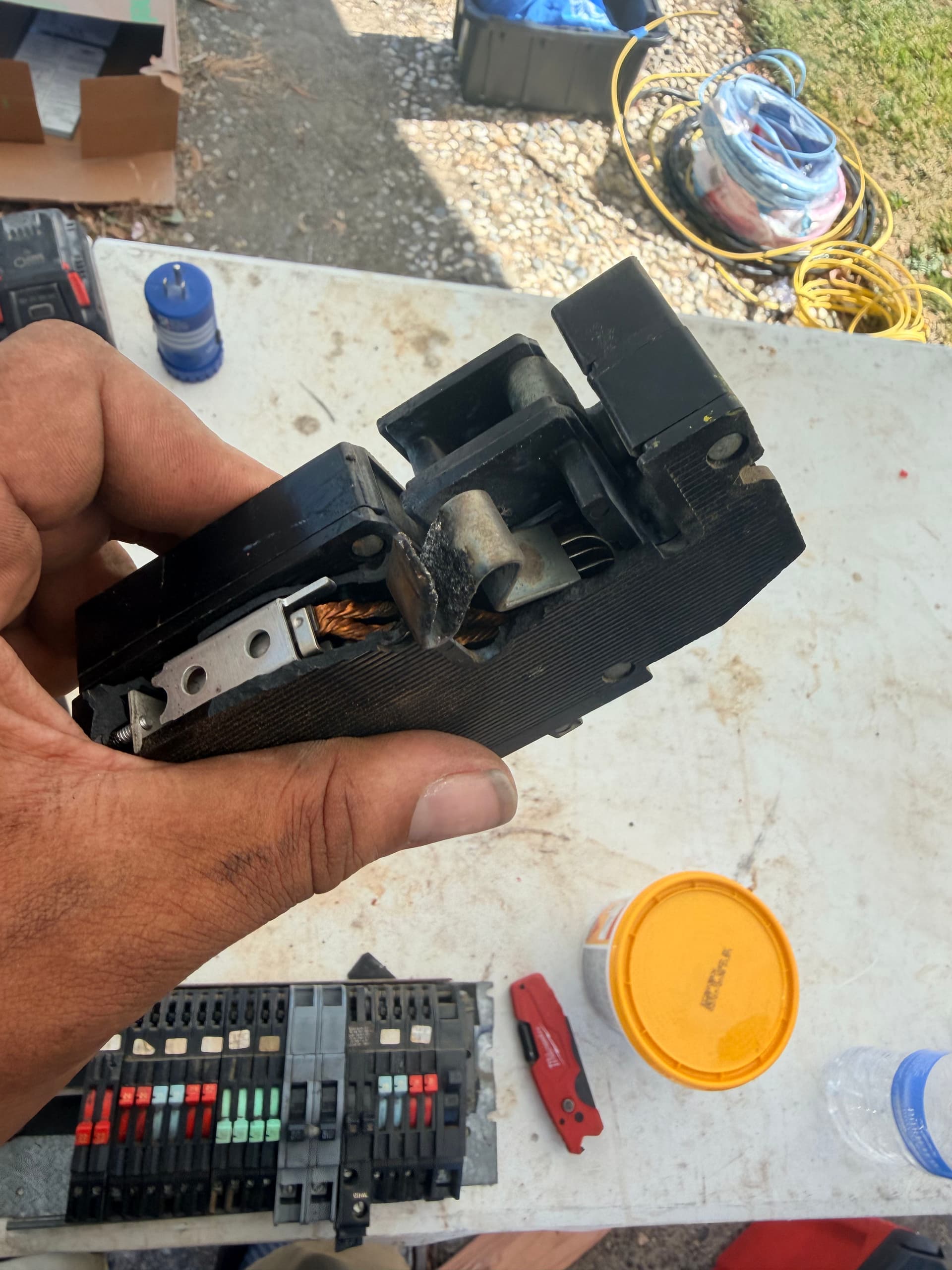 Zinsco Panels Are a Fire Hazard - Here's Proof
