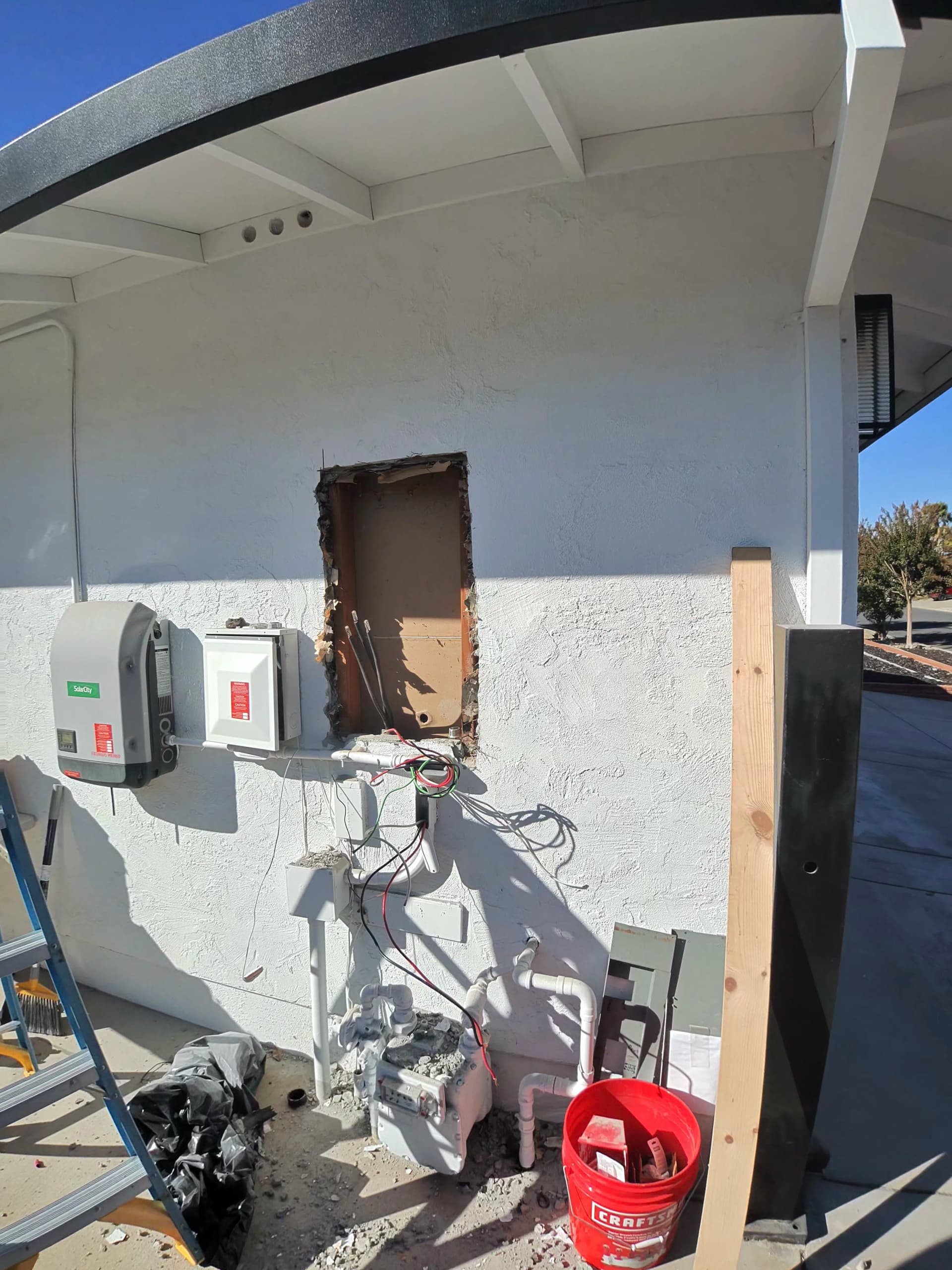 Gallery photos for Zinsco Panel Replacement Done Right - Upgrade Plus Stucco Patch: Image #4
