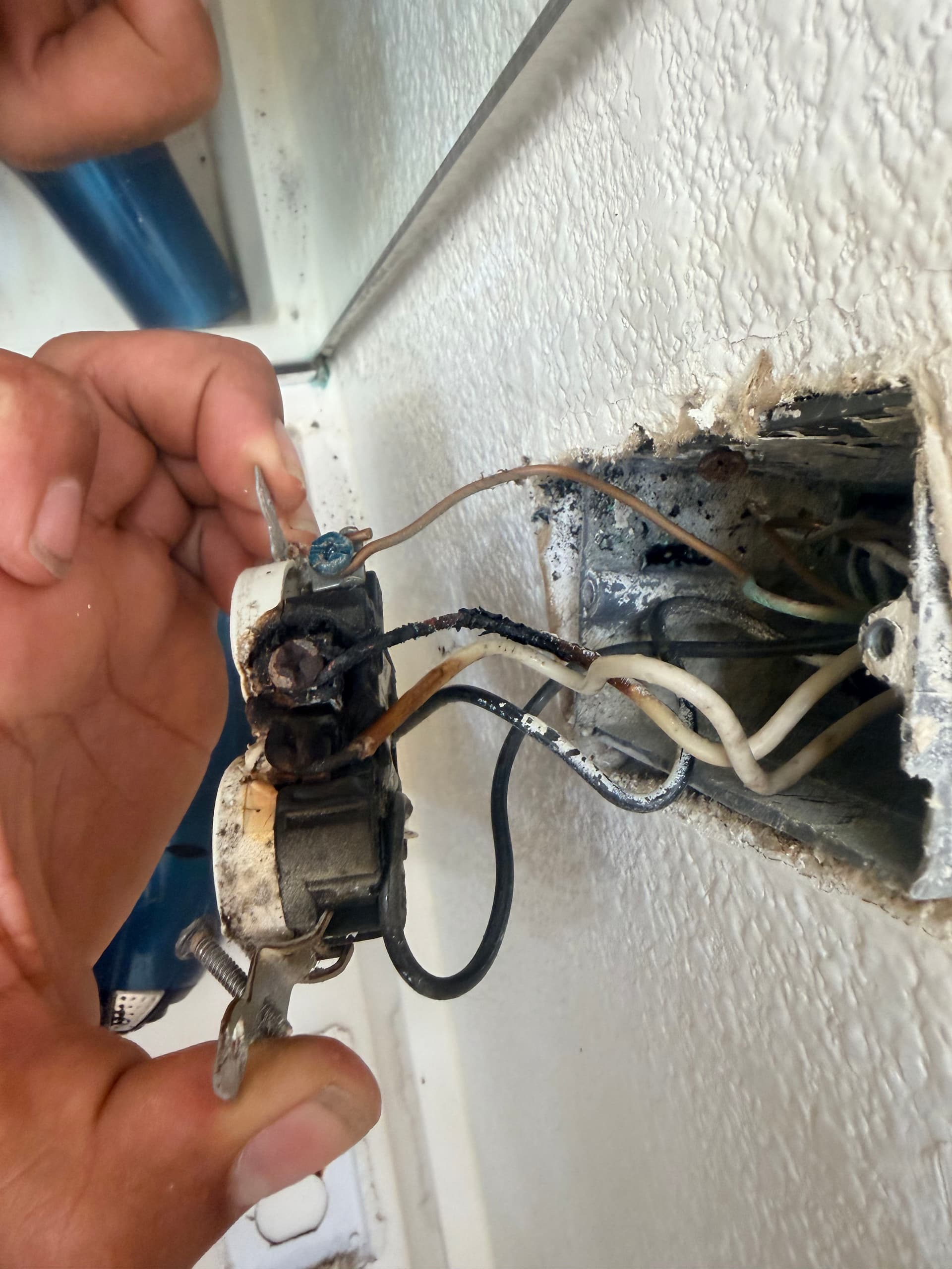 Gallery photos for A Burnt Outlet Is Never Just a Burnt Outlet: Image #2